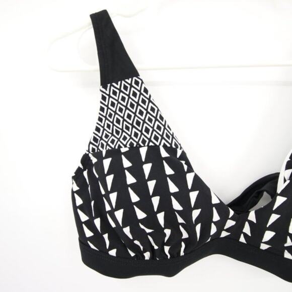 Lands' End Black White Geometric Pattern Bikini Top Underwire Size 8 - Picture 2 of 7